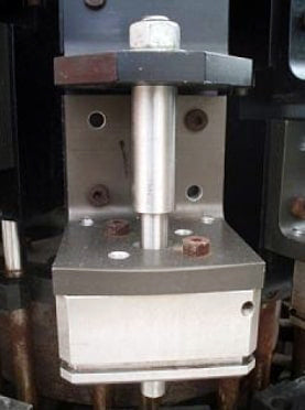 1999 Hoppmann Rotary Plug Turret 14 Heads Hoppmann 