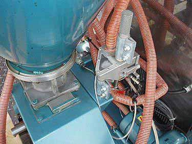2000 Universal Dynamics Portable Auto Mini-Dryer Universal Dynamics 