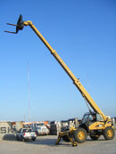 2005 – Caterpillar 10,000 Lb. 4x4x4 Diesel Telescopic Telehandler Forklift Caterpillar 