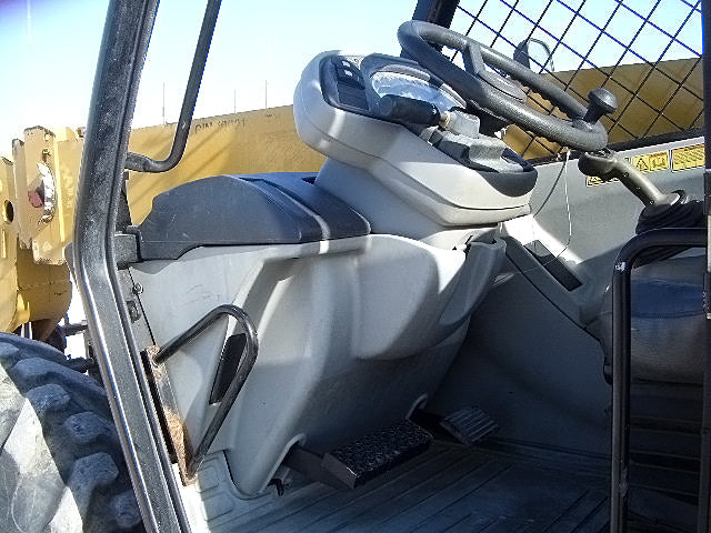 2005 Caterpillar 9,000 Lb. 4x4x4 Diesel Telescopic Telehandler Forklift Caterpillar 