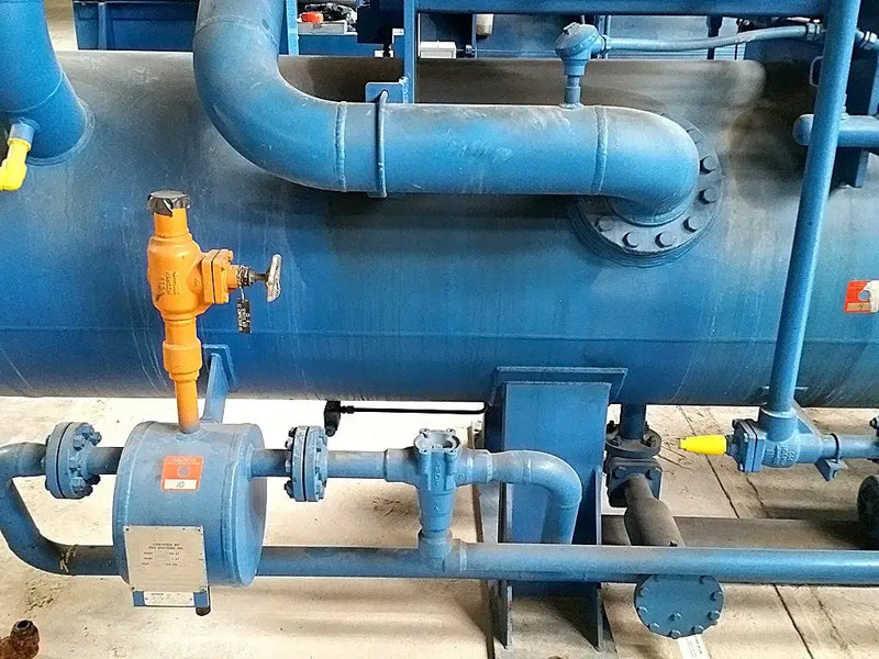 GEA 675GLB Rotary Screw Compressor Package (GEA Z-1, 300 HP 460 V, GEA Micro Control Panel)