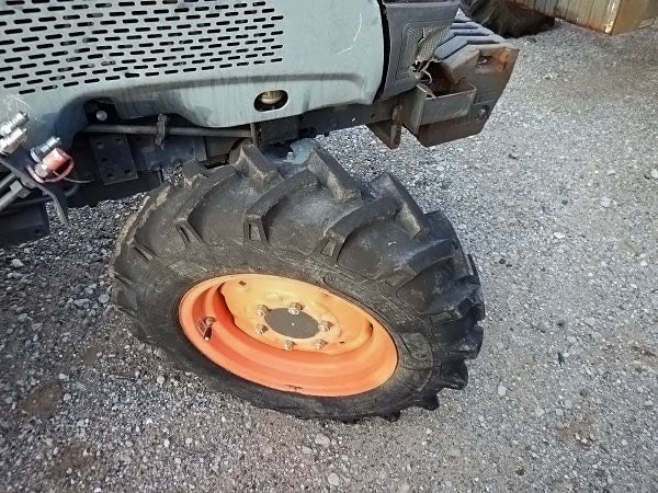 2010 Kubota L-3240-D Compact Tractor Kubota 