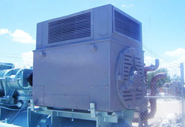 2400 / 4160 V General Electric Motor- 700 HP General Electric 