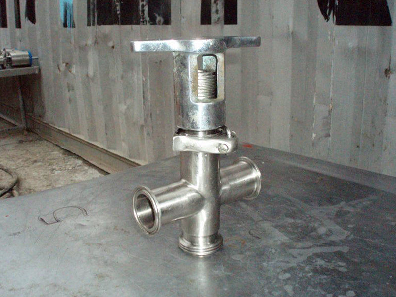 3-Way Stainless Steel Screw Compression Valve Not Specified 