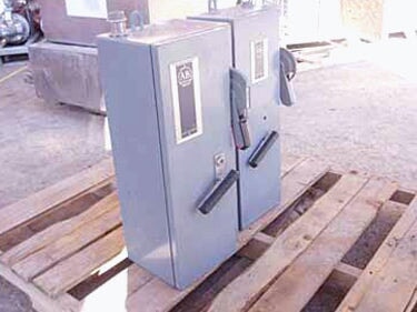 Allen-Bradley Combination Starter / Circuit Breaker Enclosures Allen-Bradley 