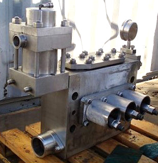 APV Gaulin Homogenizer Head APV 
