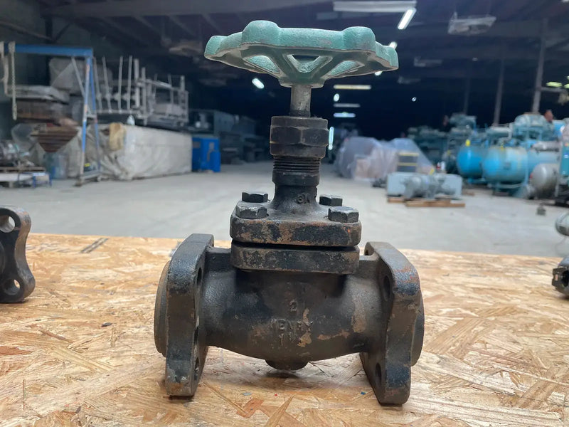 Henry Technologies Valve Co 152A Válvula de cierre de globo con brida de amoníaco (1-1/2")