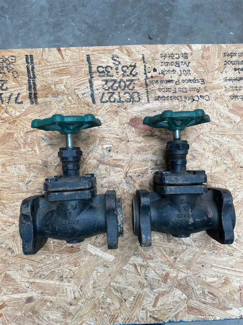 Henry Technologies Valve Co 152A Válvula de cierre de globo con brida de amoníaco (1-1/2")