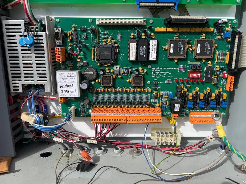 Paquete de compresor de tornillo rotativo FES 270R (FES 270R, 350 HP 460 V, micropanel de control FES)