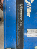 Soldadora con alimentador de alambre Miller Micromatic 250 CV-DC