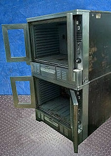Blodgett Over/Under Electric Oven The Blodgett Company 