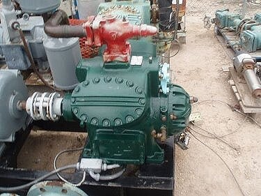 Carrier 4-Cylinder Reciprocating Compressor Carrier 