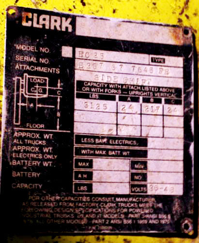 Clark 3,000 lb. Forklift Clark 