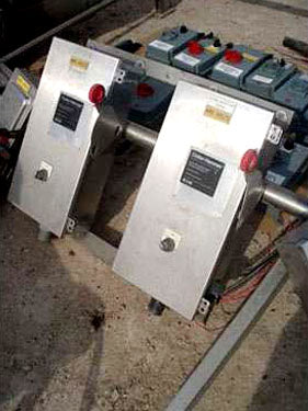 Cutler-Hammer Heavy Duty Safety Switches- 100 Amp Cutler Hammer 
