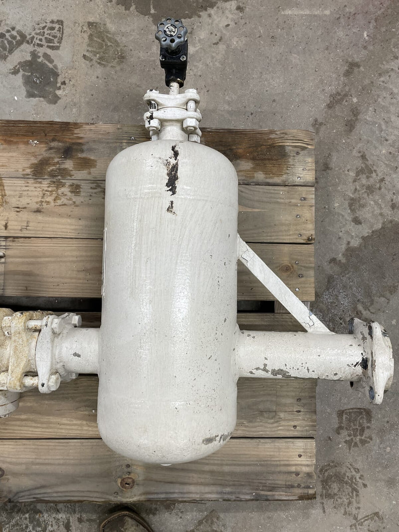 FMC Horizontal Oil Separator (11in X 25in. 10 Gallons)