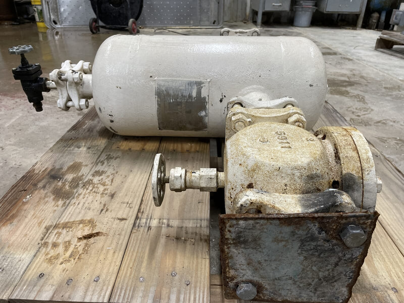 FMC Horizontal Oil Separator (11in X 25in. 10 Gallons)