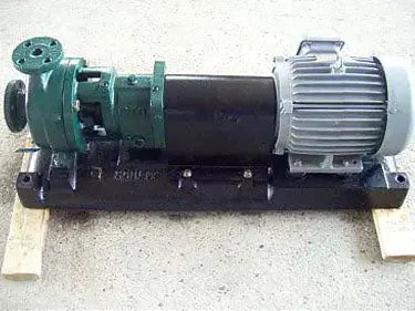 Bomba centrífuga Goulds (5 HP)