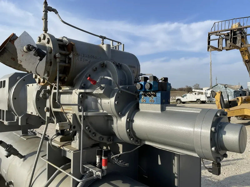 Frick RWF-134-E Rotary Screw Compressor Package (Frick SGC1918, 250 HP 460 V, Frick Micro Control Panel)