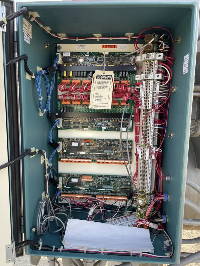 Frick RWF-134-E Rotary Screw Compressor Package (Frick SGC1918, 250 HP 460 V, Frick Micro Control Panel)