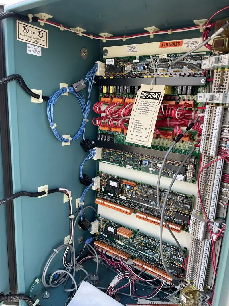 Frick RWF-134-E Rotary Screw Compressor Package (Frick SGC1918, 250 HP 460 V, Frick Micro Control Panel)