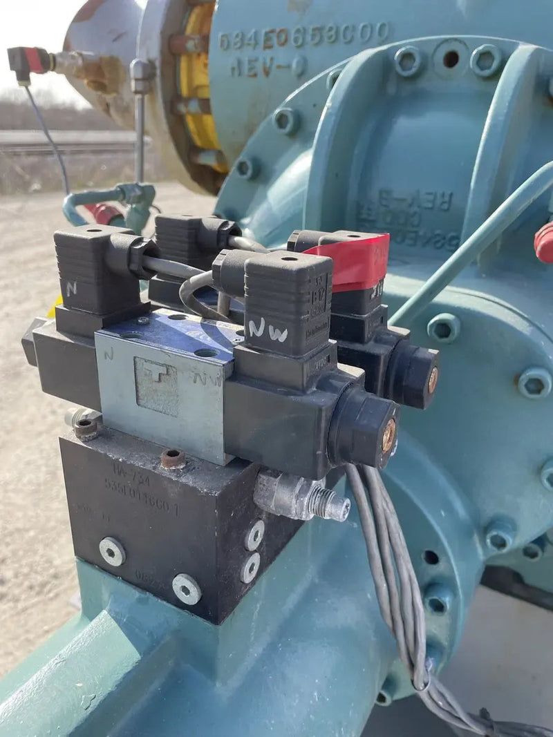 Paquete de compresor de tornillo rotativo Frick RWE-134-E (Frick SGC1918, 250 HP 460 V, panel de control Frick Micro)