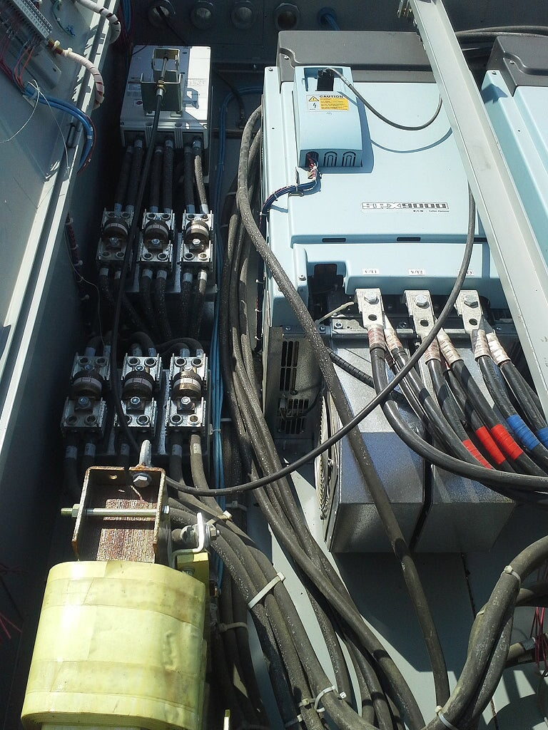 Eaton SVX 9000 Adjustable Frequency Drive Starters - 800 HP Eaton 