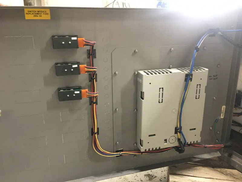 Kysor/Warren Motor Control Center - HP