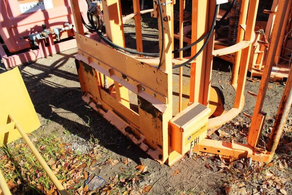 Fence Hog Fencing Dispenser / Stretcher EZ Grout Corporation 