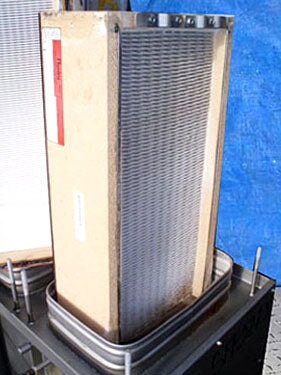 Flanders Filters, Inc. Bag-Out Housing Filter Unit Flanders Filters, Inc. 