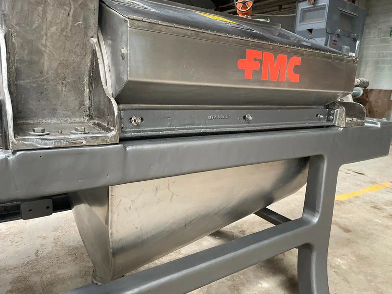 Extractor/acabador de tornillo pulper FMC 75B (15 HP, 75-100 GPM)