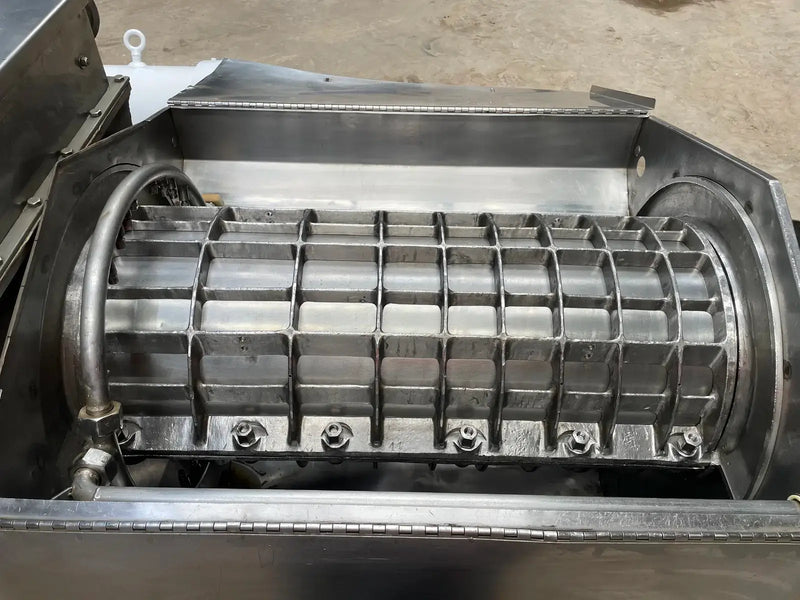 Extractor/acabador de tornillo pulper FMC 75B (15 HP, 75-100 GPM)