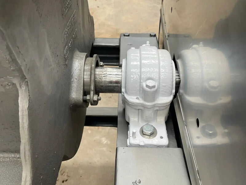 Extractor/acabador de tornillo pulper FMC 75B (15 HP, 75-100 GPM)