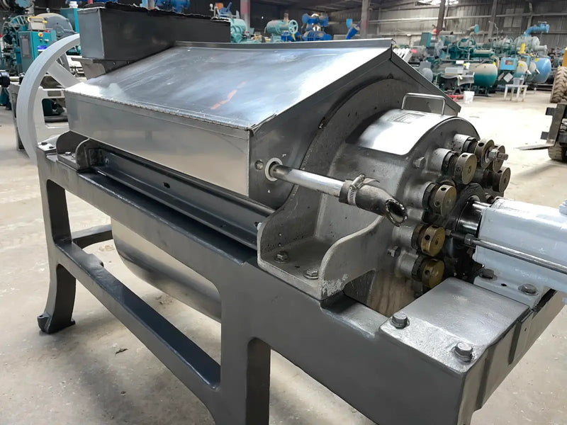 Extractor/acabador de tornillo pulper FMC 75B (15 HP, 75-100 GPM)