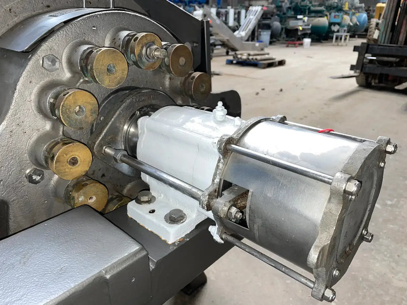 Extractor/acabador de tornillo pulper FMC 75B (15 HP, 75-100 GPM)