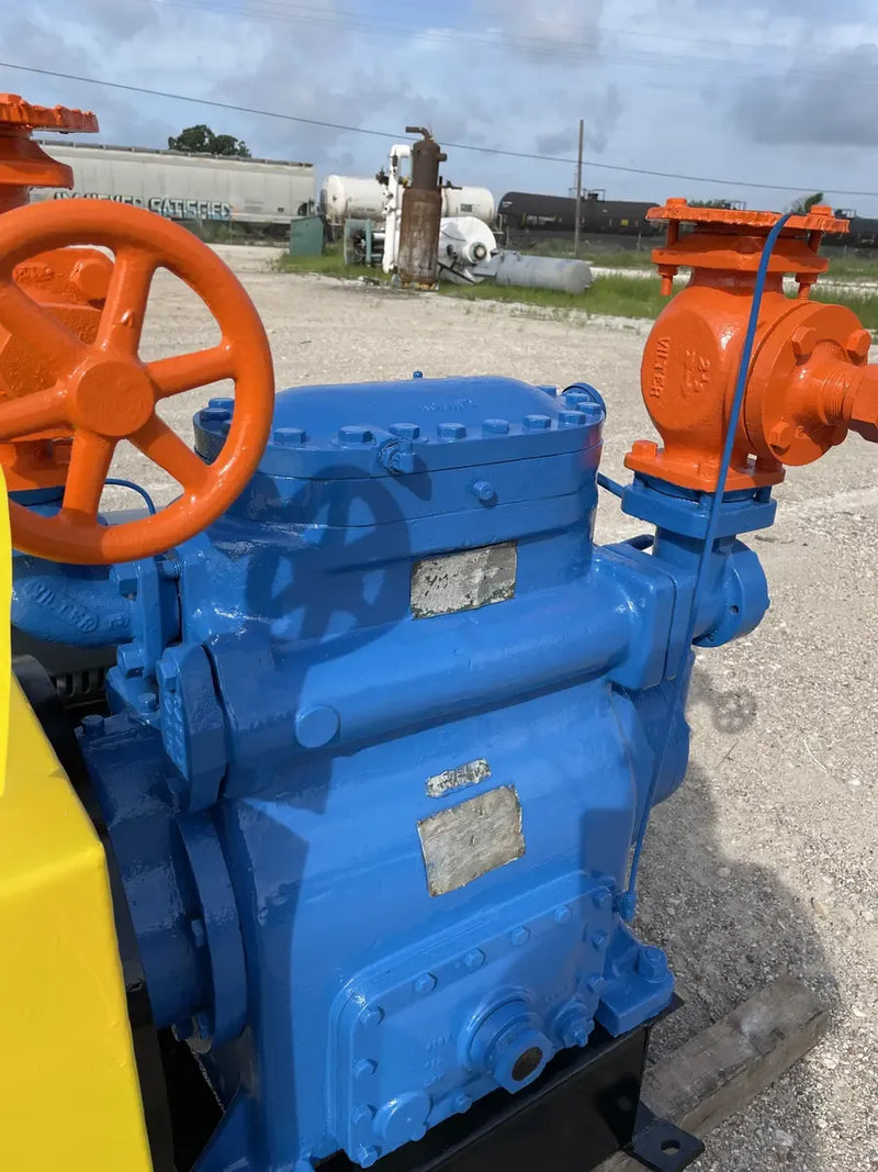 Vilter 442 2-Cylinder Reciprocating Compressor Package (30 HP 230/460 V, Belt Driven)