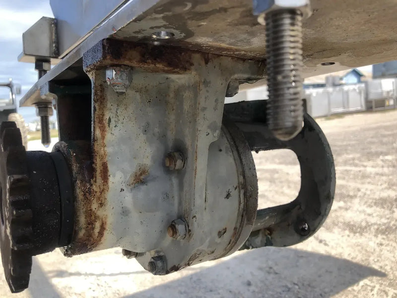 Brown Stainless Horizontal Transfer Auger Mixer