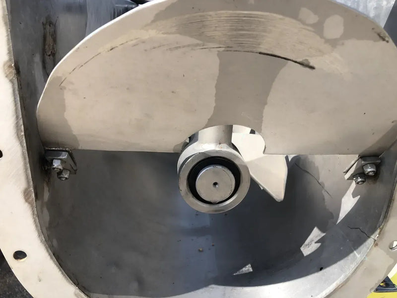 Brown Stainless Horizontal Transfer Auger Mixer