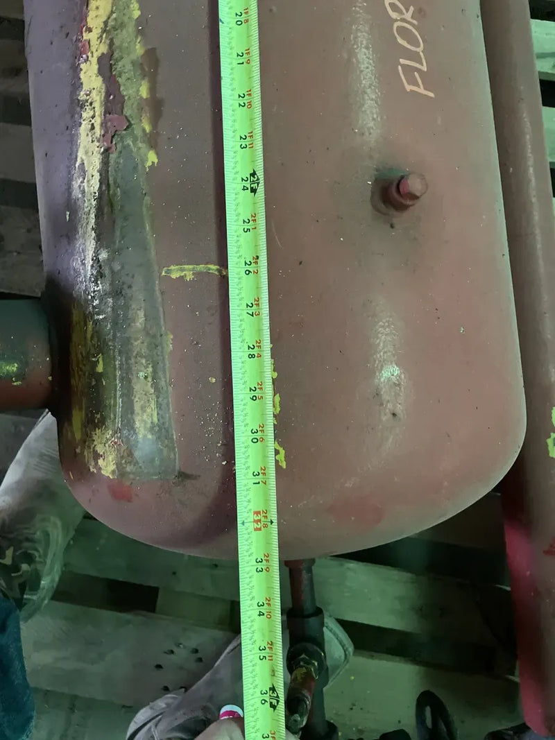 Separador de aceite horizontal Vilter (16 x 35 pulgadas, 30 galones)