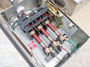 General Electric Heavy Duty Safety Switches- 30 Amp General Electric 