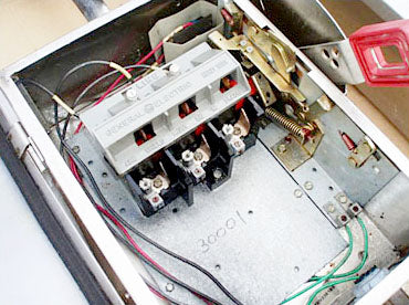 General Electric Heavy Duty Safety Switches- 30 Amp General Electric 