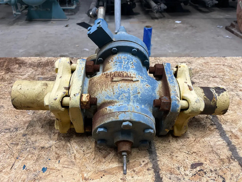 Parker A4AD Dual Inlet Pressure Regulator (2-1/2")