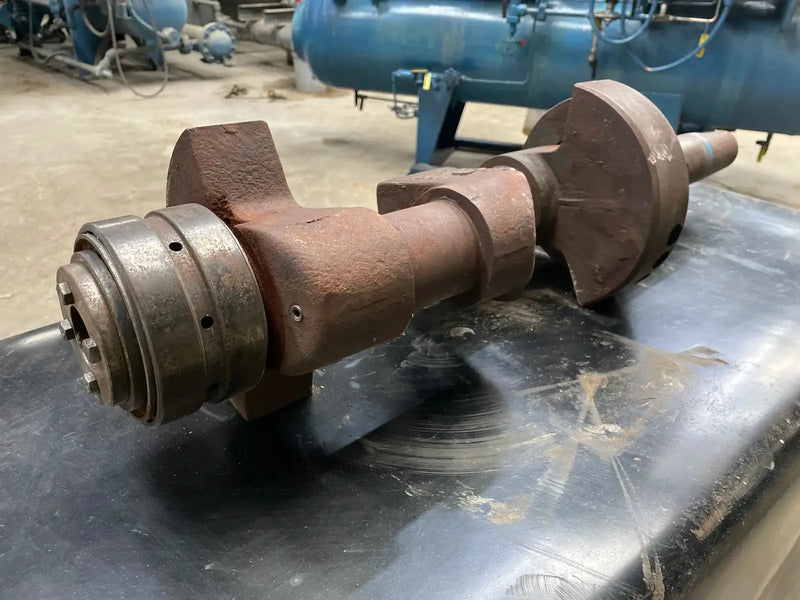 Vilter N30304A crankshaft with bearings (446)
