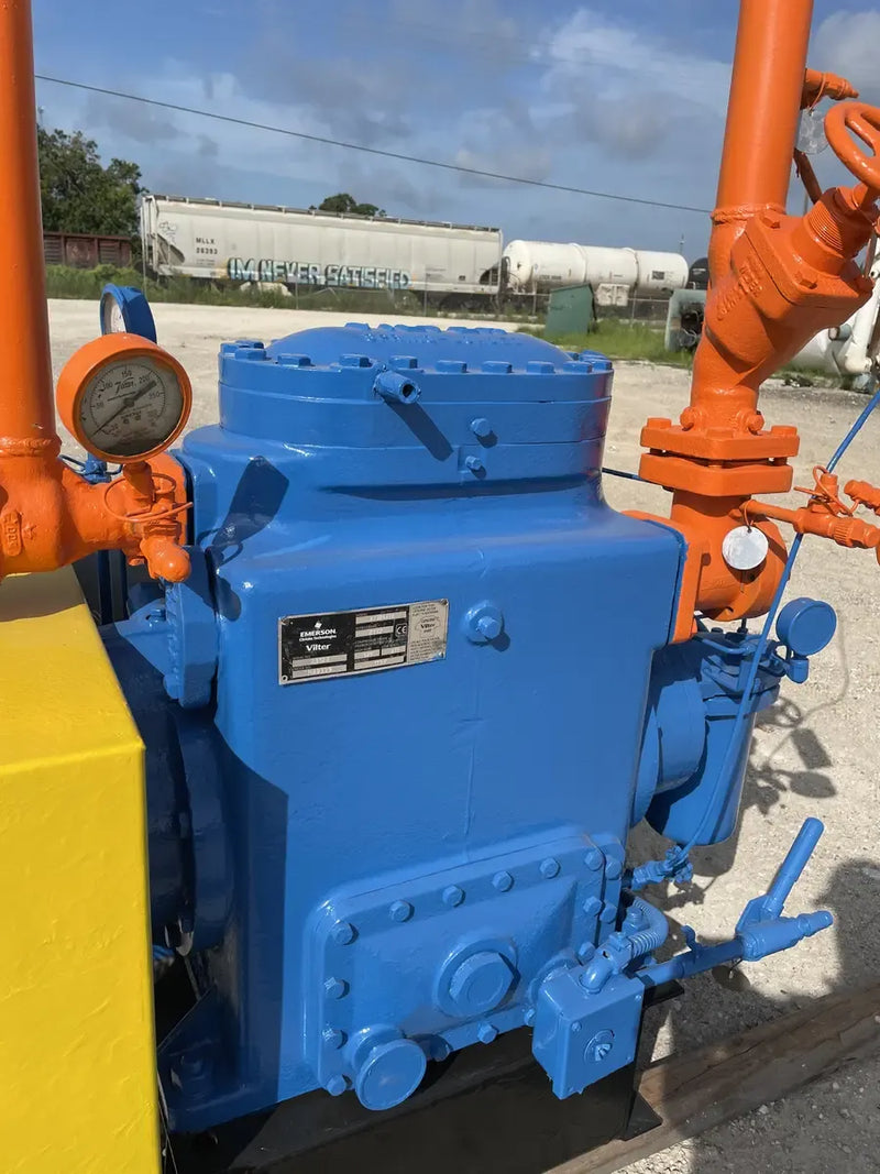 Vilter 442 2-Cylinder Reciprocating Compressor Package (25 HP 230/460 V, Belt Driven)