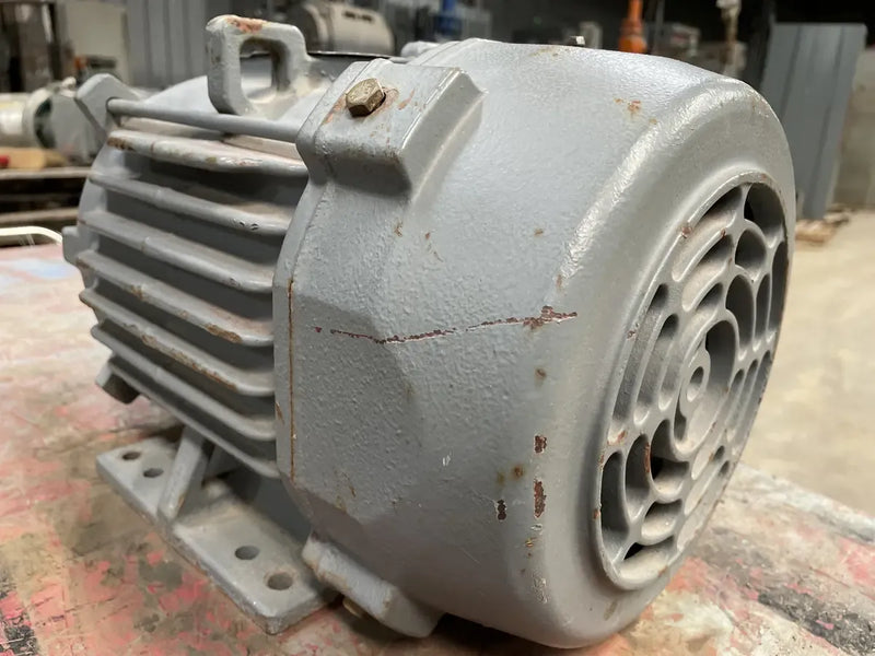 Motor General Electric 5KS184SSP105D9 (5 CV, 3535 RPM, 230/460 V)