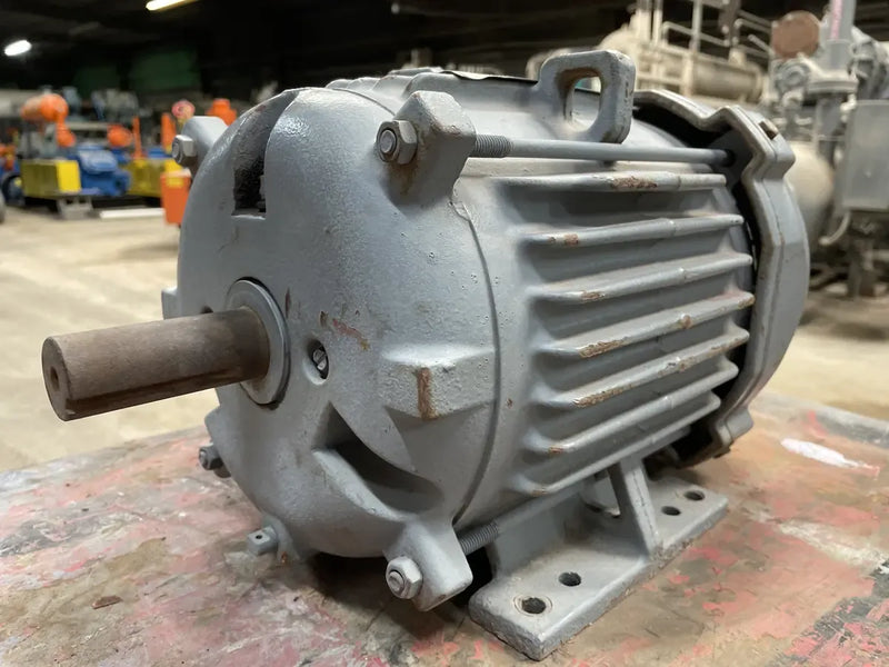 Motor General Electric 5KS184SSP105D9 (5 CV, 3535 RPM, 230/460 V)