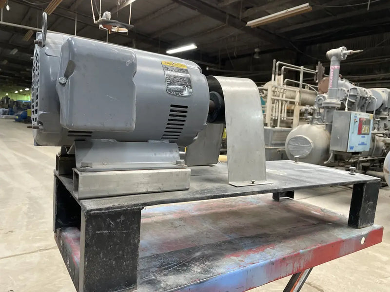 Motor Baldor M2513T (15 HP, 1760 RPM, 208-230/460 V)