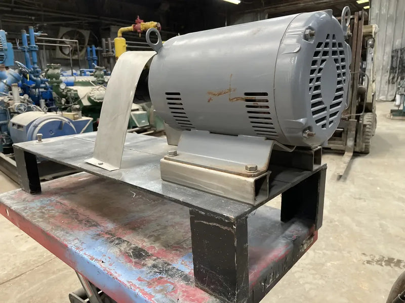 Motor Baldor M2513T (15 HP, 1760 RPM, 208-230/460 V)