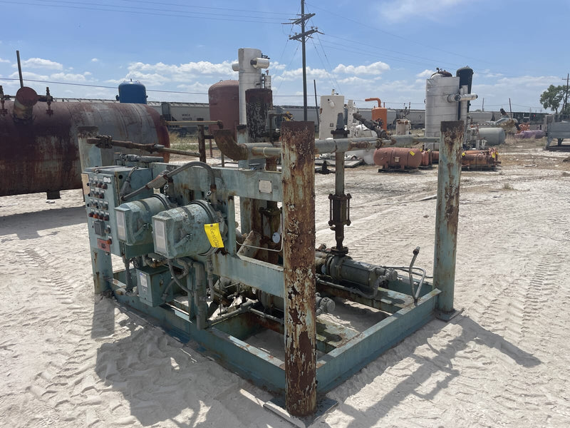 FES 2AFR-66-15-2 Recirculador de amoníaco horizontal (60 pulgadas x 182 pulgadas, 2717 galones, bombas de 2 a 4,5 HP).
