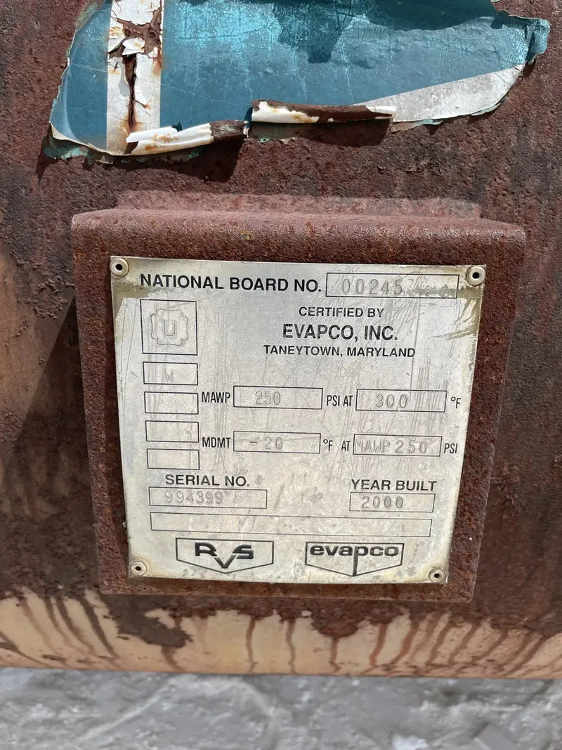 Receptor de amoníaco horizontal RVS (35 pulg. X 70 pulg. 390 galones)