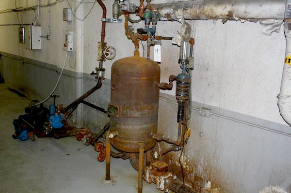 H. A. Phillips Ammonia Oil Removal Tanks H.A. Phillips and Company 
